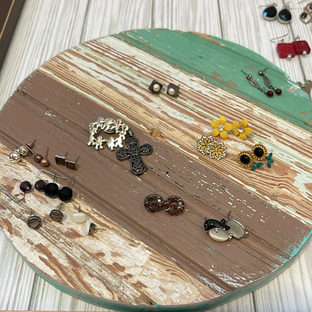🔥 SALE Assorted Colorful Earring Lot - Picture 3 of 5